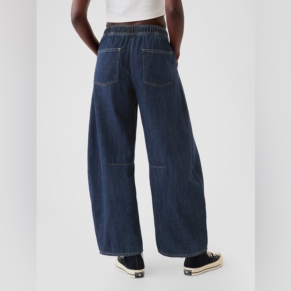 GAP Mid Rise Easy Horseshoe Jeans - Picture 3 of 10